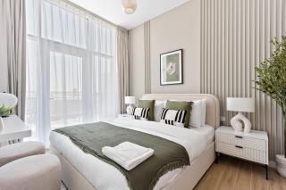 Silkhaus Modern 1BDR in Oasis Near Masdar City Park - Yas Island - 2