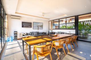 Brand New 5 Br Villa Enclosed Living Room Canggu - Canggu - 6