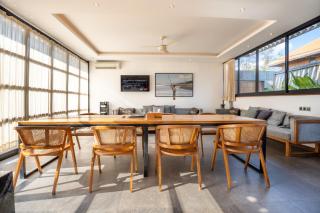 Brand New 5 Br Villa Enclosed Living Room Canggu - Canggu - 7