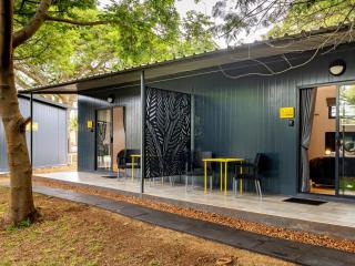 Da Loose Mongoose - 9