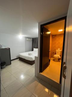 Maland House Hostel - Pattaya soi 14 Saisong Road - Pattaya Sud - 0