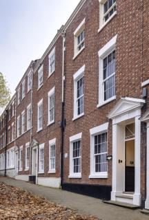 The Seven Chester - Chester - 9