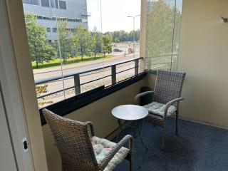 Tilava kolmio aseman vieressä kaksi makuuhuonetta - Vantaa - 1