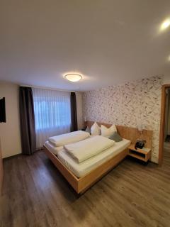 Hotel Zur Linde - Lauf - 6