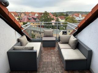 Schöne neue DG Wohnung mit sonniger Dachterrasse und fantastischem Ausblick - Naumburg - 9
