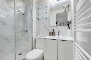 T2 à 10min de Paris l Proche des Transports - 4