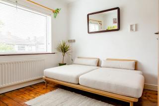 Clontarf Dublin 3 - 7