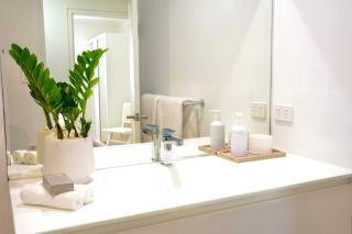 Four Palms, 8 min walk to Beach- Pet Friendly - Trinity Beach - 2