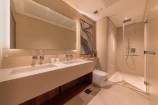 Elegant 2BR Luxury Furnished in Marina Gate 2 - Dubai - 2