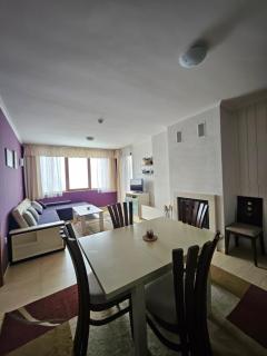 Превъзходен апартамент на ски пистата и гледка към планините - Къщата на Мечтите - Пампорово - 6