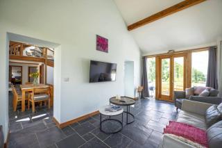 Countryside Escape Tywi Barn in Brecon Beacons - - 0