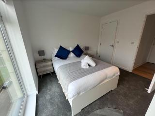 Stylish Newly Decorated 2 Bed - Glasgow - 2