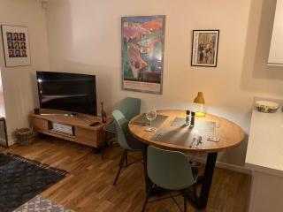 The Art Flat Woodlands - Glasgow - 2