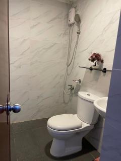 Kwartos Inn Building 101, 10th Floor ,Unit 1030 - 2