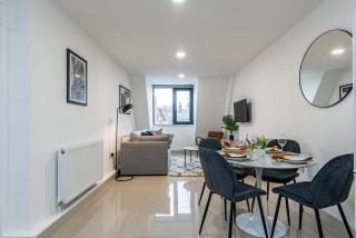 3-BR Apartment in Prime Leeds City Centre - Leeds - 1