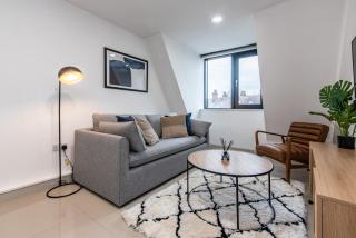 3-BR Apartment in Prime Leeds City Centre - Leeds - 8