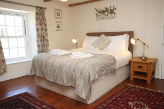 9th Generation Family Farmhouse - New Quay - 9