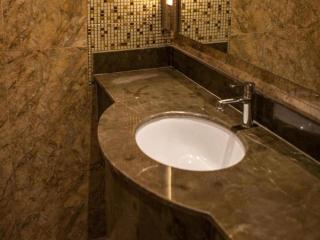 Golden Valley Hotel - Malacca - 1