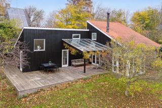 Cozy Holiday Home In Tisvildeleje - 0