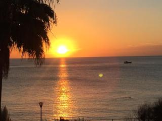 Sinfonia Del Mar Apartment also LONG TERM RENTALS - 4
