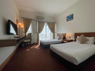 Putra Brasmana Hotel - Kangar - 9