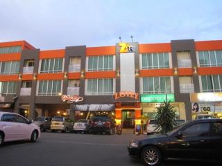 Zotel Business & Leisure Hotel - Kuching - 2
