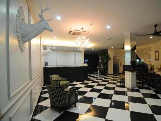 Luscious Hotel - George Town - 1