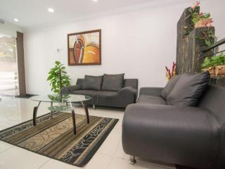 OYO 103 V'la Garden Hotel - Kuala Lumpur - 9