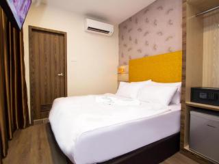 Tropicana Boutique Hotel - 3