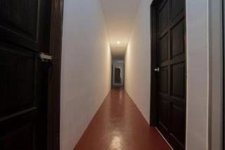 Capital O 90556 Hotel Cherita Rooms - Kuantan - 5