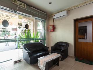 OYO 796 JR Hotel - Sitiawan - 8