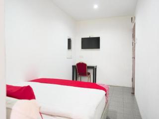 OYO 89373 Nobel Homestay - 1