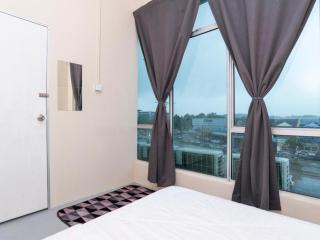 SPOT ON 89757 The Rooms JB - Johor Bahru - 4