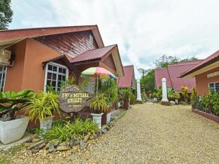 OYO 90642 Twin Mutiara Chalet & Homestay - Jeli - 5