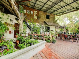 OYO HOME 90800 Rumah Pangi Homestay - 8