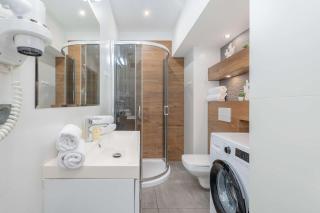 Nadmorskie Apartamenty Świnoujście 2 Sypialnie & Parking by Noclegi Renters - Świnoujście - 4