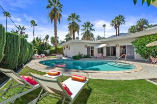 The Vibe - Palm Springs - 8