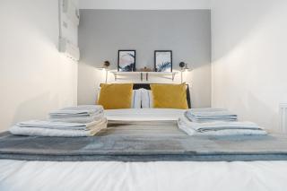 Putney Thames garden flat - London - 2