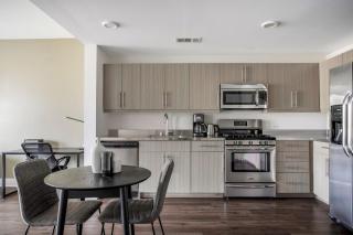 Playa Vista 1br w pool gym lounge wd nr 405 LAX-1024 - 4