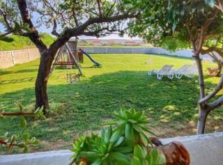 House Rose with Garden and Pool - Ljubač - 1
