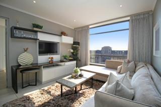 Modern Luxury furnished apartments in Sandton - Two bed Executive, Two bed Deluxe and Three Bed Executive with Balconies - Johannesburg - 8