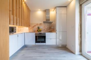 Host Wise - Modern Comfy Flat - Porto - 1