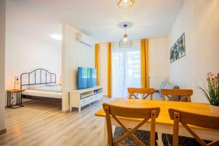 Corvin Luxury Quiet Cabin - 6