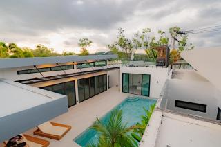 Fully renovated Pool Villa 4BR Bangtao and Layan Beach in Cheong Thalea, Phuket - - 2