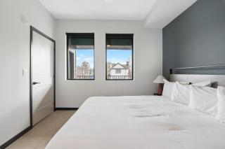 CozySuites Mass with parking lounge & roof deck #32 - Indianápolis - 5