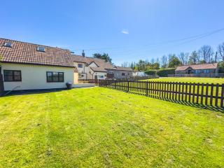 Snug, Dog Friendly, Country Cottage - Worle - 1