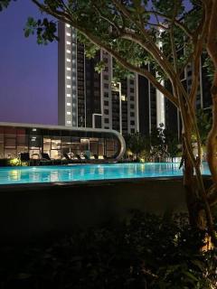 Iman RestHouse at Bandar Gamuda Cove - Banting - 6