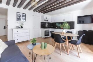 Home Suite Home Grands Boulevards 3G - París - 6