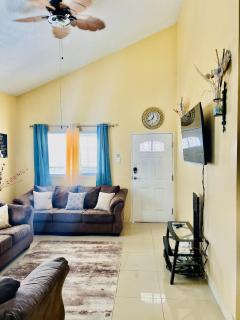 Morgan' s Two Bedroom Retreat - Ellis Caymanas - 2