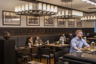 Maritim Hotel Düsseldorf - Düsseldorf - 2